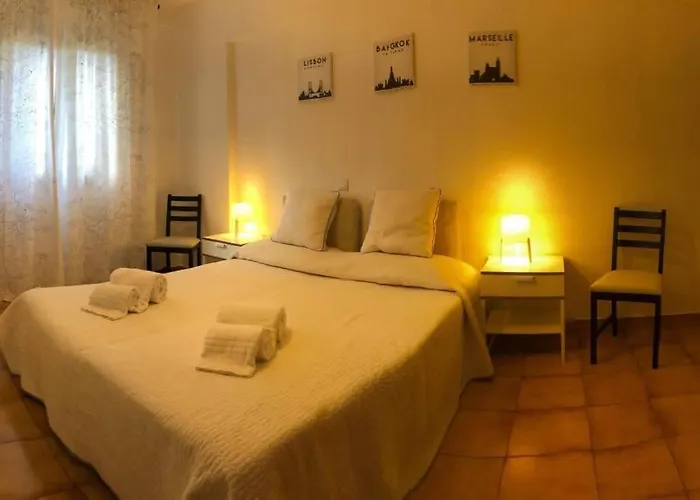 Alexa T2, Center Two Bedrooms Self Check-in